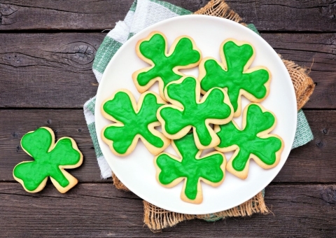 Green shamrock frosted sugar cookies