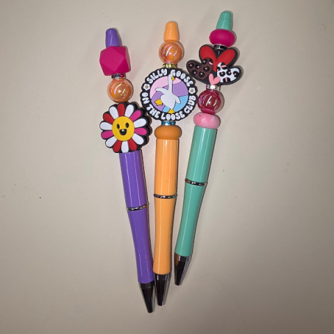 Beadable pen